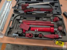 PORTA POWER 10-TON HYDRAULIC JACK SET WITH PUMP & CASE