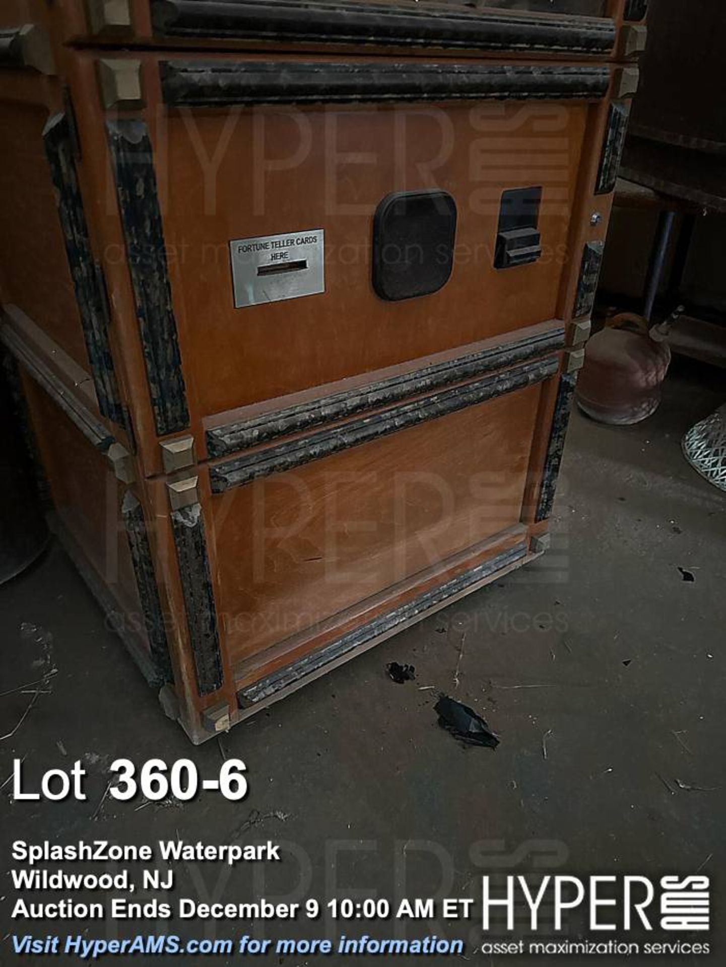 Zoltar Fortune Teller Machine, Animatronic Figure, Card Dispenser - Image 6 of 6