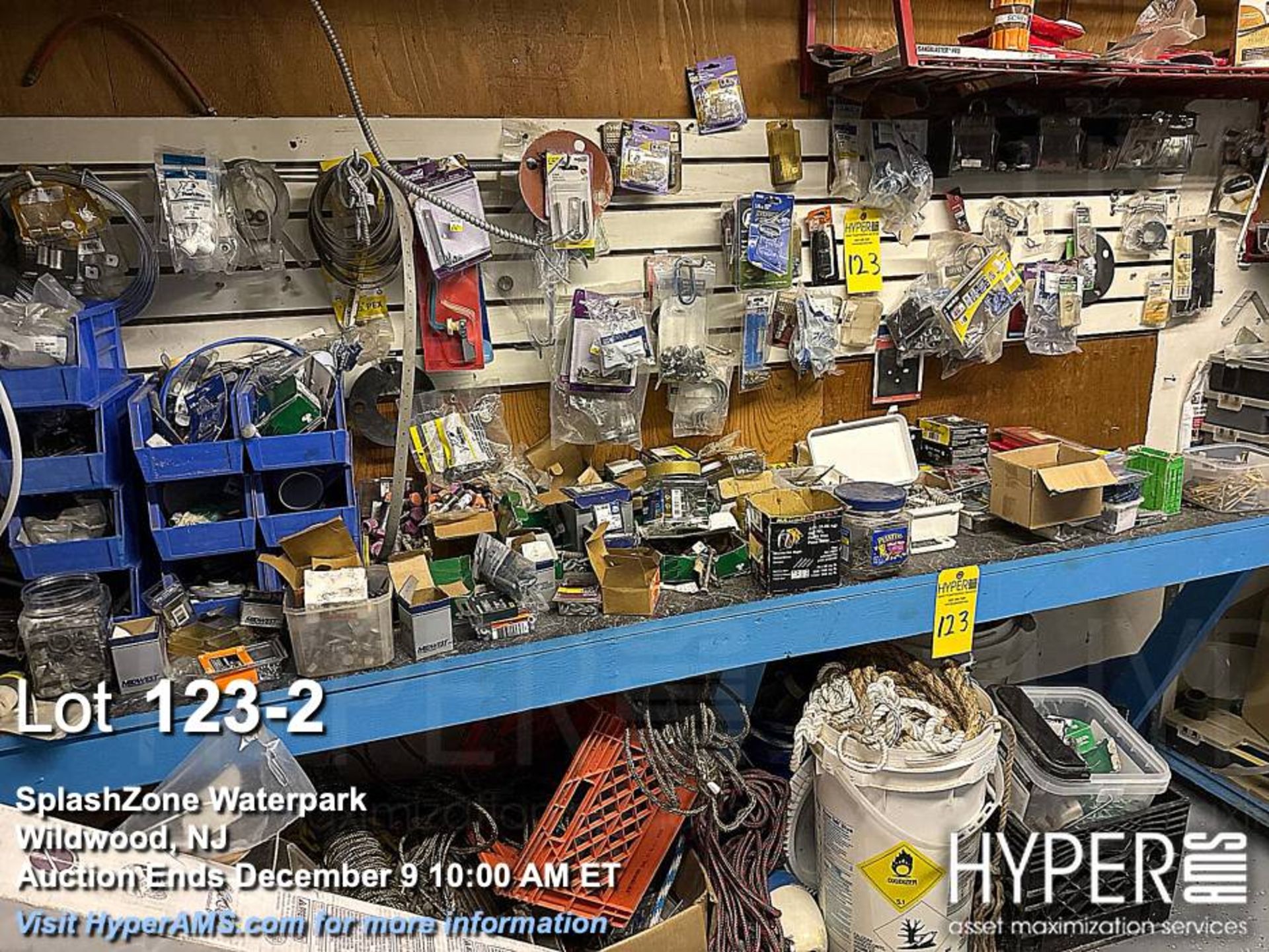 Lot: Maintenance shop items, sump pump, parts cleaner, tools, parts, grommets, all items as pictured - Image 2 of 5