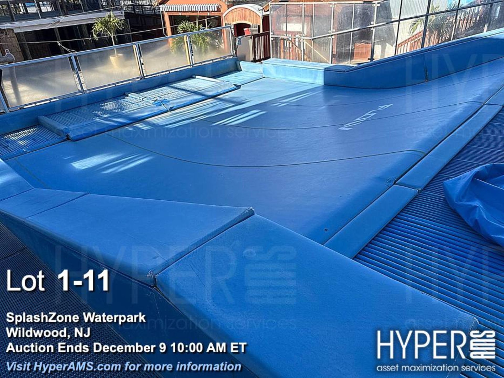 FlowRider Wave in a Box Double self-contained, turnkey sheet-wave surfing attraction - Image 11 of 23