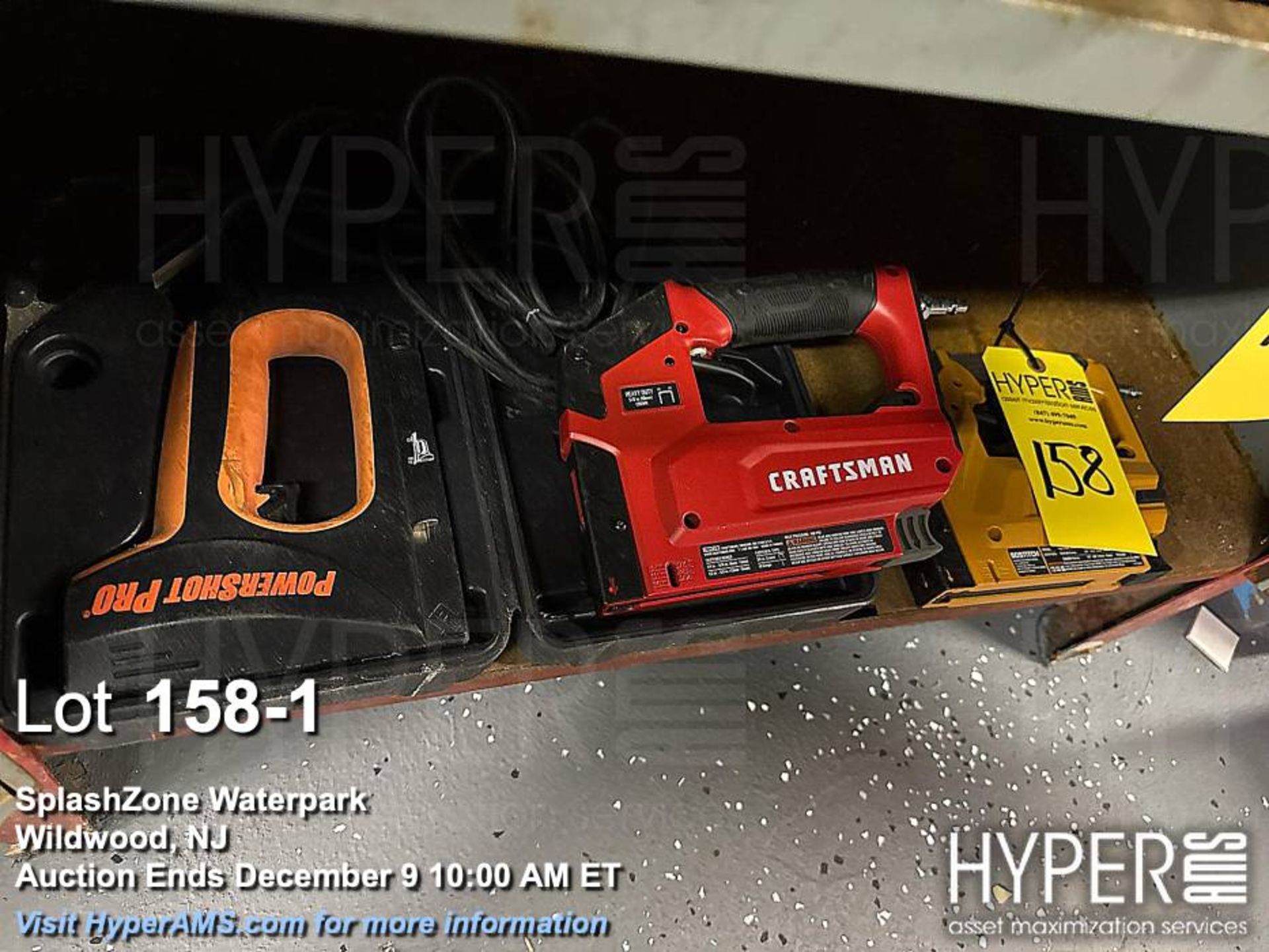 Lot of Craftsman CMPCS38 & Bostitch BTFP71875 Pneumatic Staple Guns