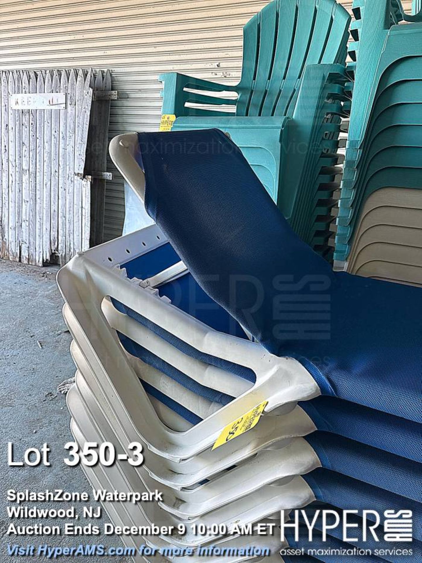Lot (6) Stackable White and Blue Chaise Lounge Chairs, Plastic Frame, Fabric Seat - Image 3 of 4