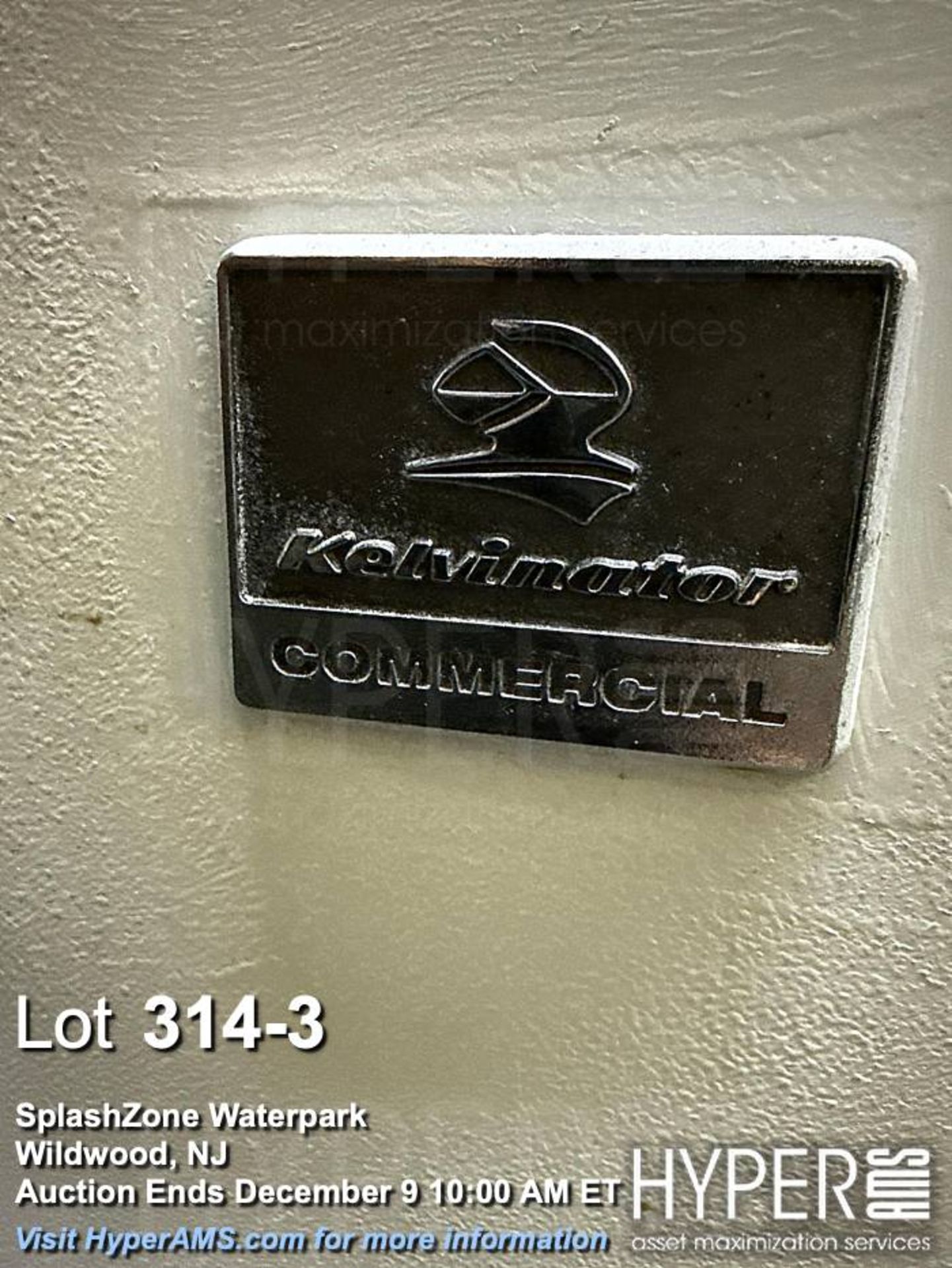 Kelvinator Commercial Chest Freezer, 19.4 cu ft, Manual Defrost - Image 3 of 3