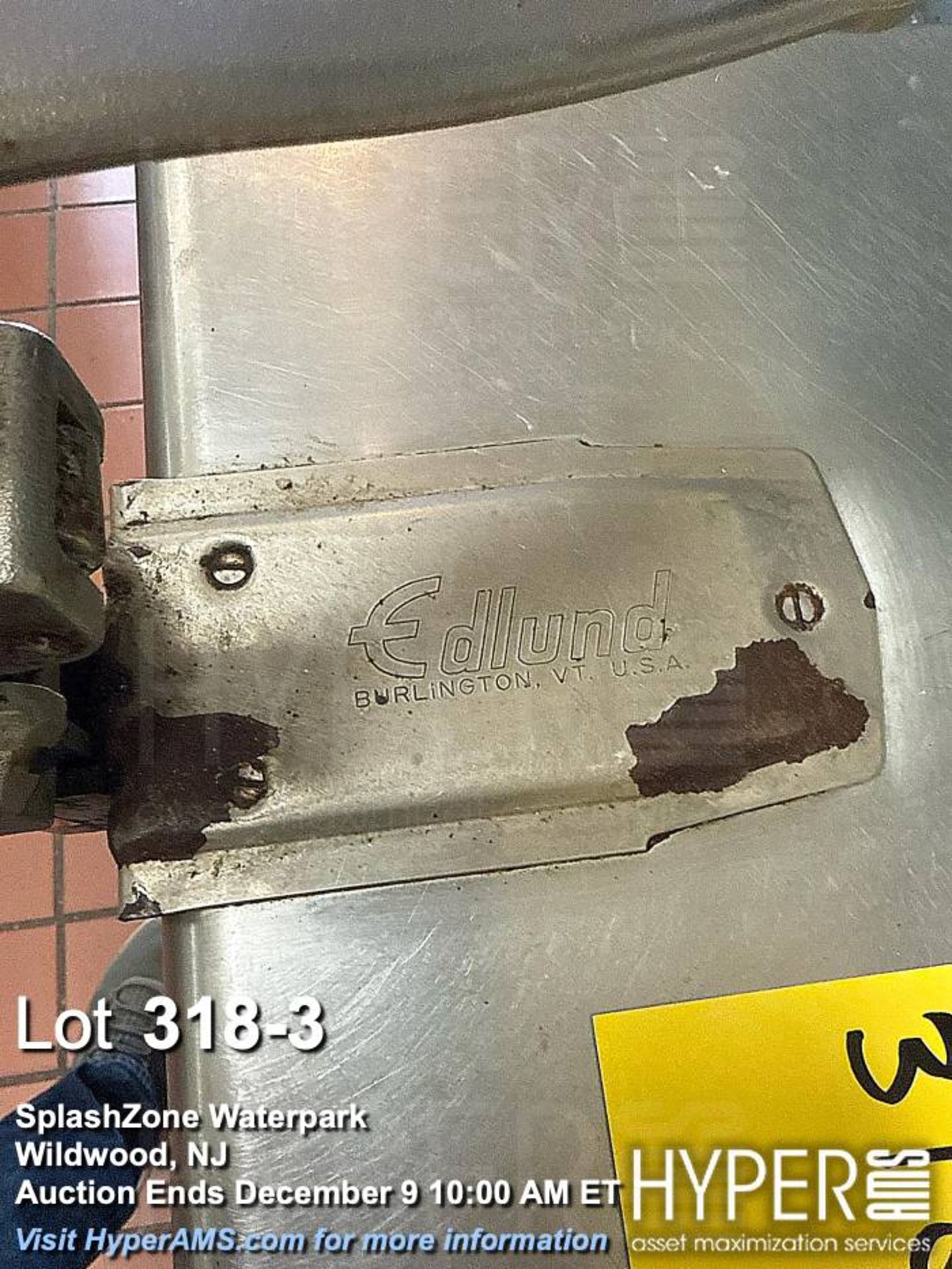 Lot 6' stainless work table with shelf and can opener attachment - Image 3 of 3