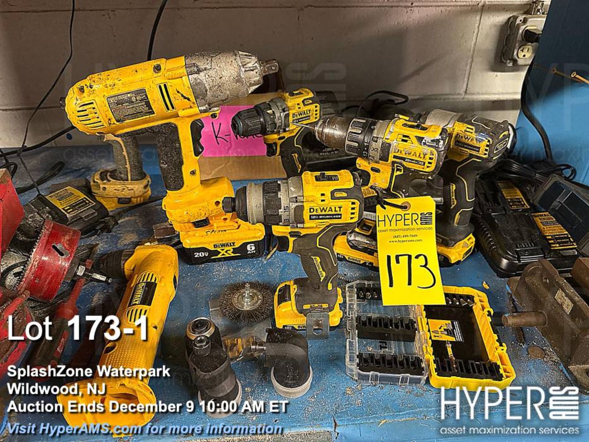 Large lot cordless tools: DeWalt Cordless Drill/Driver Set, DW959, DW960, DCF840, DC790, DCD703, DCD