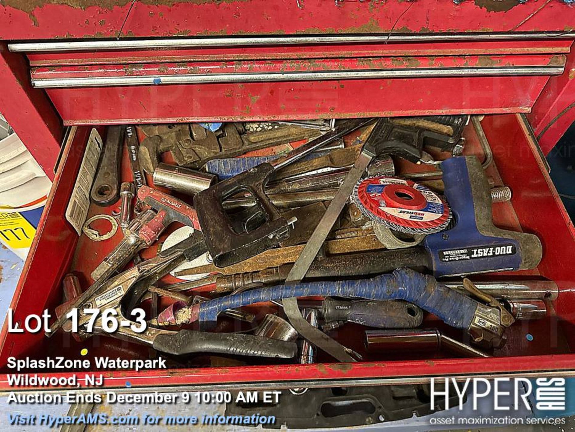 Craftsman Tool Chest with Tools, Red, 5 Drawers, Metal Construction - Image 3 of 5