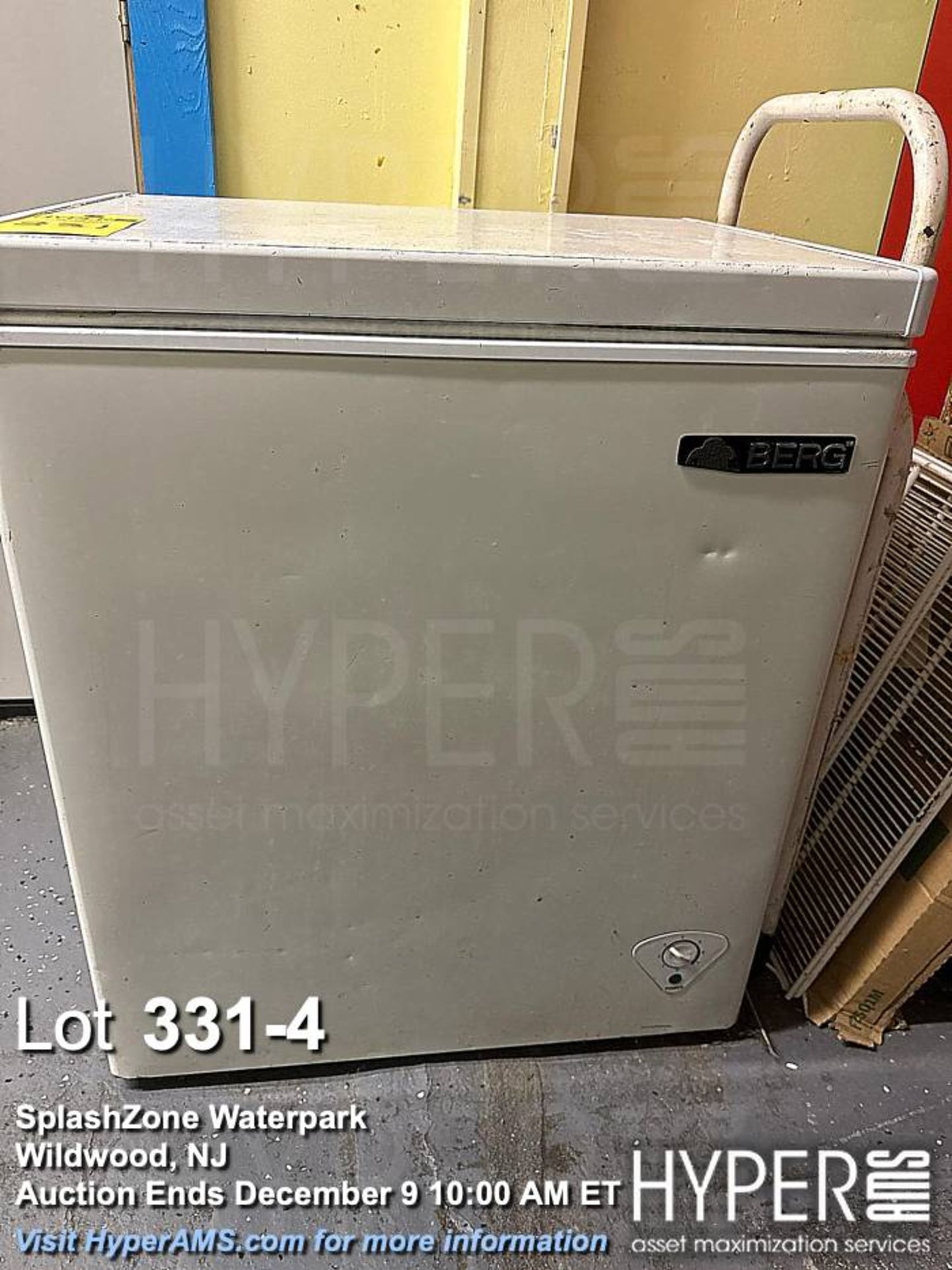 Berg BD157 Chest Freezer, 5.5 Cu Ft Capacity, Serial 2111030333 - Image 4 of 4