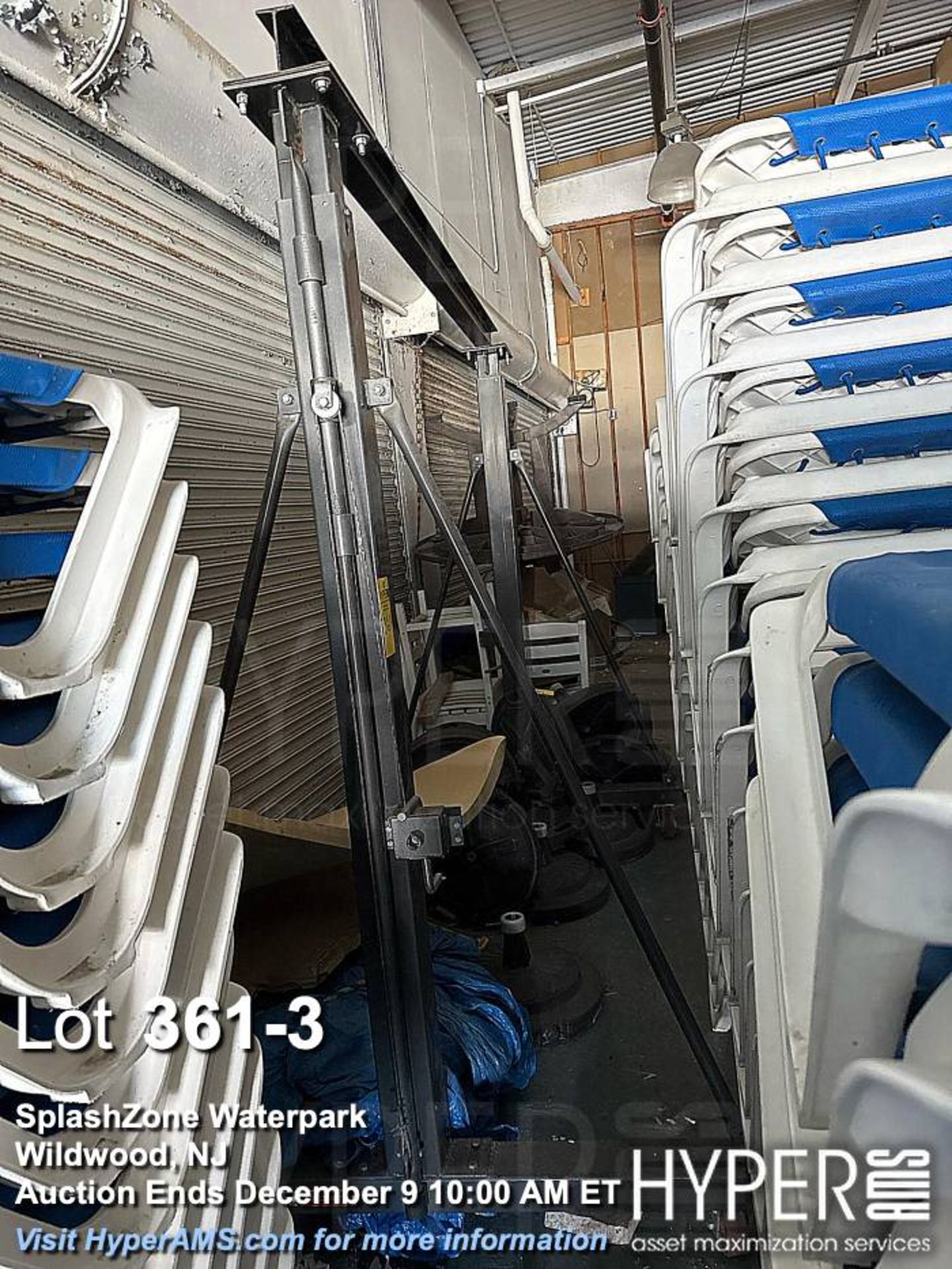 Pittsburgh Automotive 1 Ton Telescoping Gantry Crane, Max Height 148", Black - Image 3 of 4