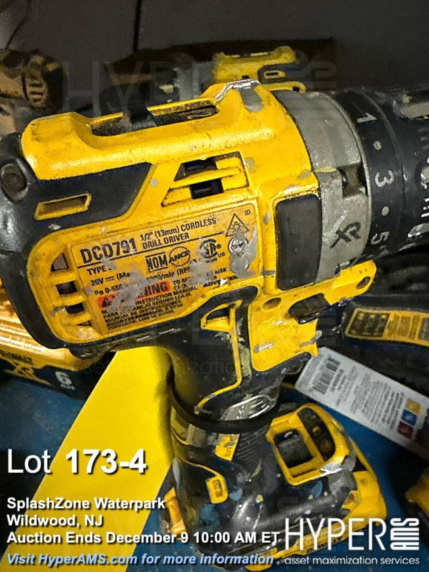 Large lot cordless tools: DeWalt Cordless Drill/Driver Set, DW959, DW960, DCF840, DC790, DCD703, DCD - Image 4 of 8