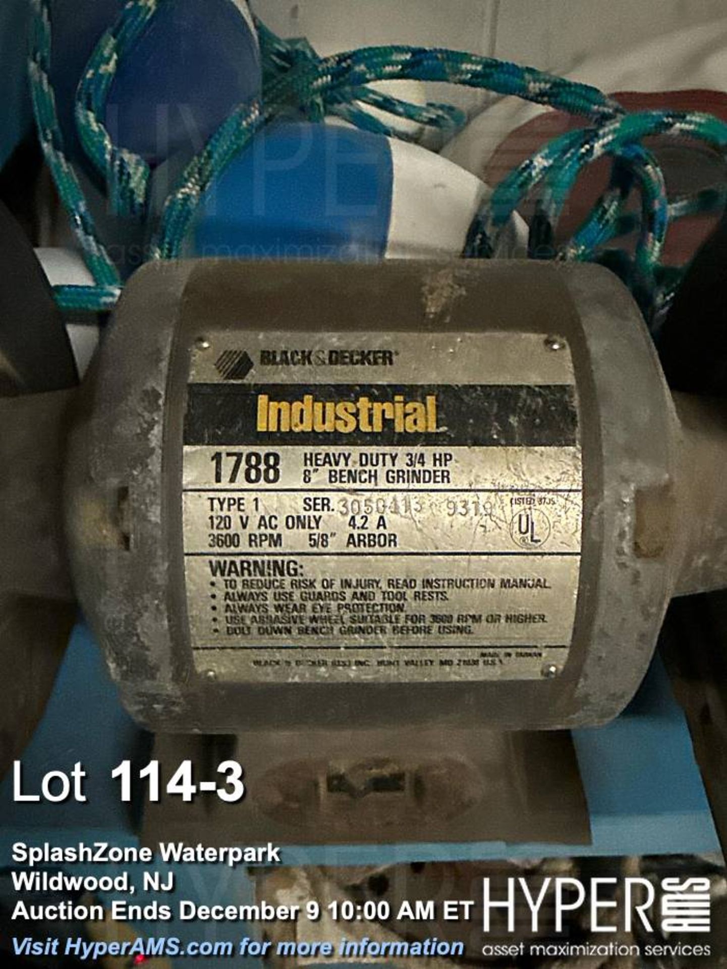 Lot with vise (6 inch) and Black & Decker 1788 Heavy-Duty 3/4 HP 8" Bench Grinder, Serial #3505A1531 - Image 3 of 3