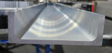 LOT OF APPROX. (106) 6" X 2" X 0.375" X 0.281" ALUMINUM CHANNEL 6005 T5, 240" LONG (SQUARE