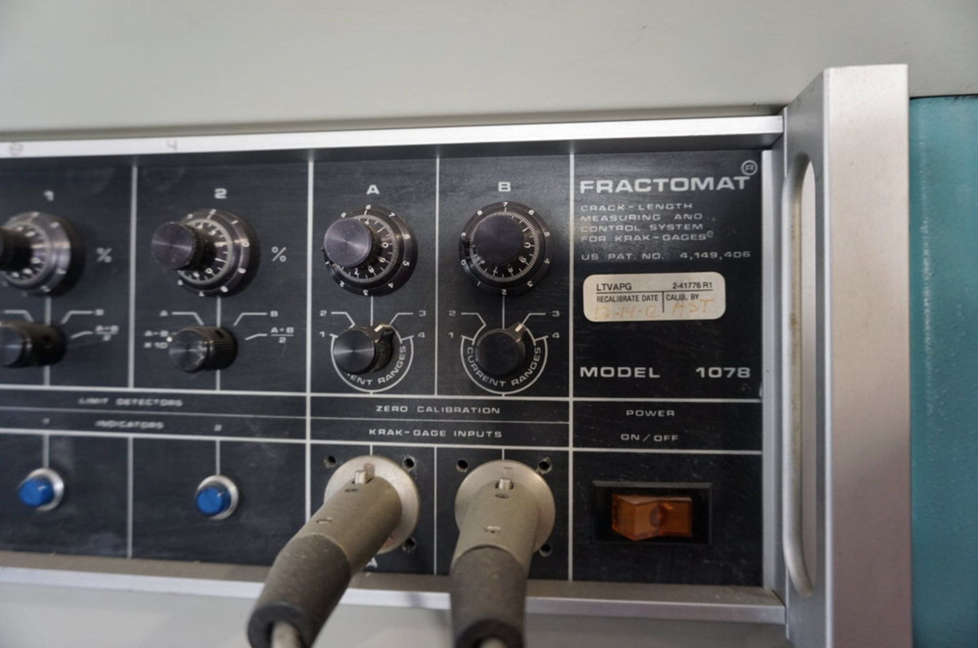 Mts 311 MTS MATERIAL SYSTEM MDL: 311.21 ASSEMBLY W/ MTS FLEX TEST SE CONTROLS