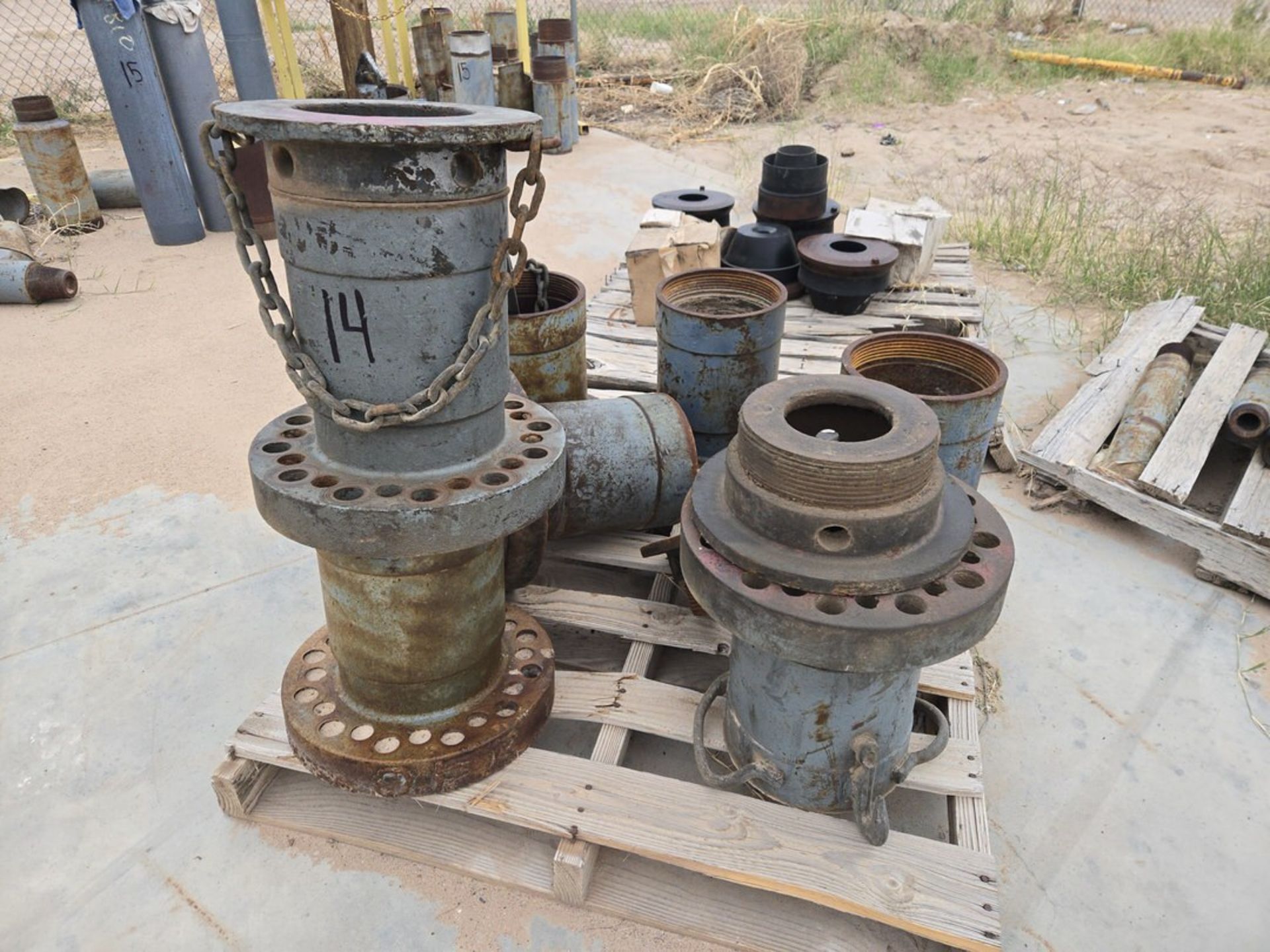 Floating Spool Pallet of Float Subs, Spools, Stripper Heads