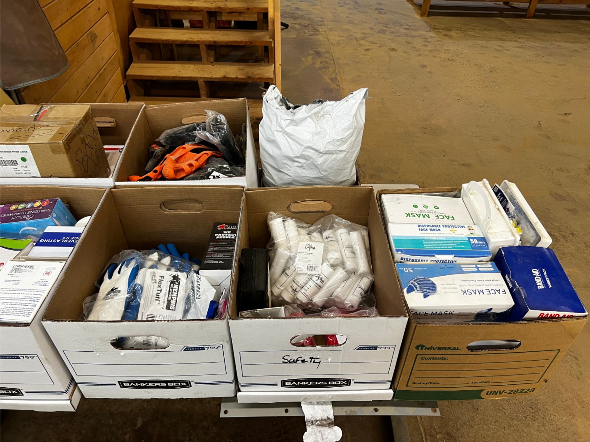 LOT: SAFETY GEAR, FIRST AID KITS, FACE MASKS, 3-APRONS, EAR PLUGS ...