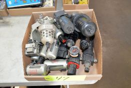 Lot - Regulators in (1) Box
