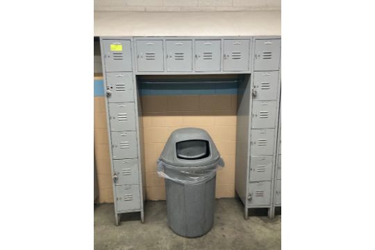 set of 16 holes employee lockers