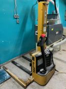 Big Joe electric pallet jack S-22-62