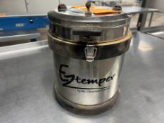 Eztemper EZT-TCD Chocolate Tempering machine 72 W stainless-steel seed generator S/N: 1901-11186