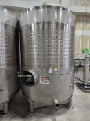 1,500 Gallon Maximum Capacity Mueller Stainless Steel Beverage Tank DF Jacketed, Top Mounted