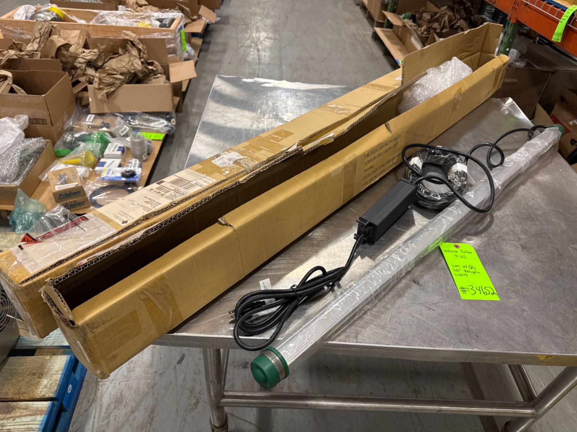 LOT OF (2) HALOGEN LIGHTNING PRODUCTS 50 HALOGEN LIGHTS