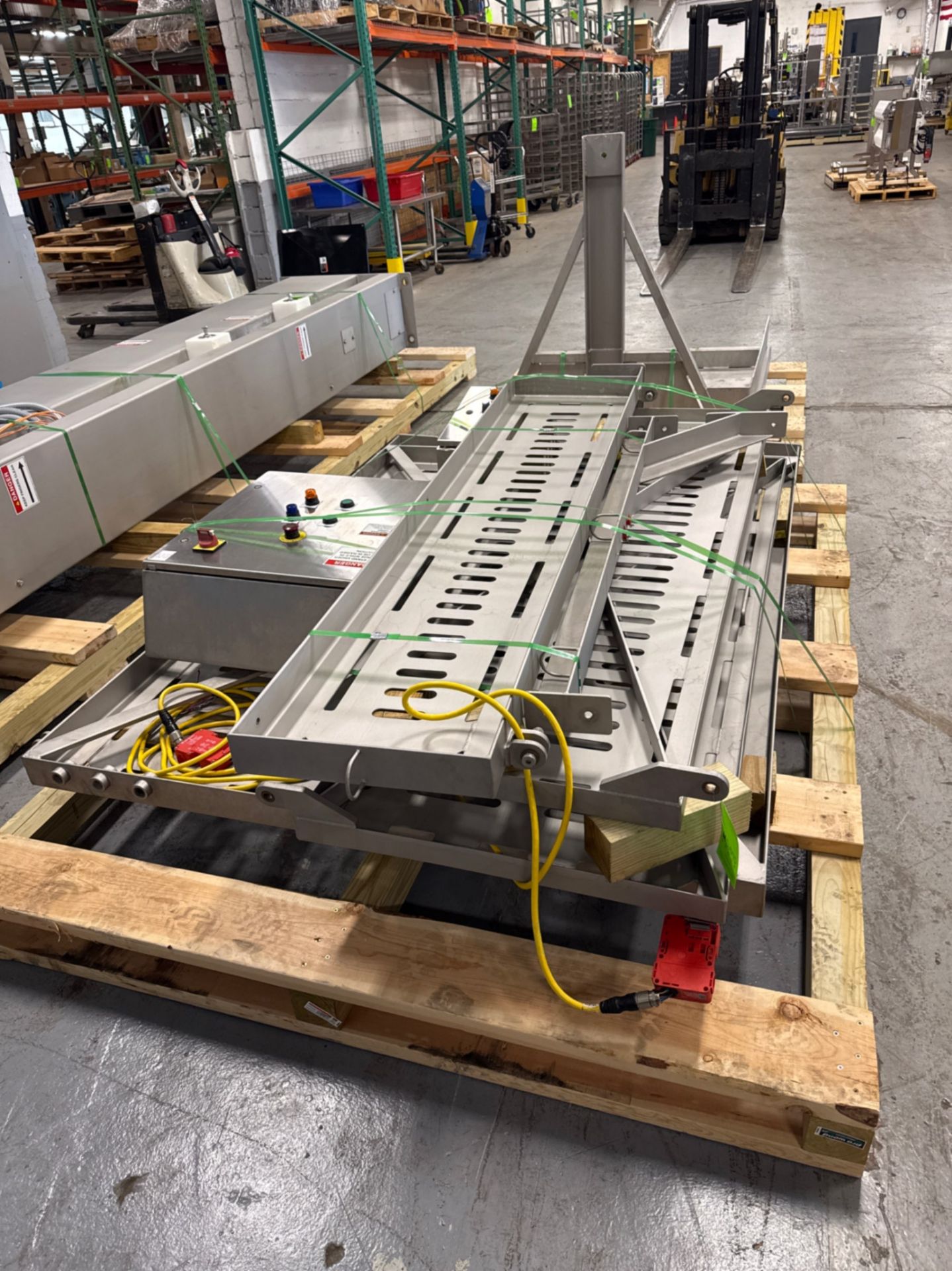 A-ONE VERTICAL S/S CART LIFT / ELEVATOR - Image 13 of 13