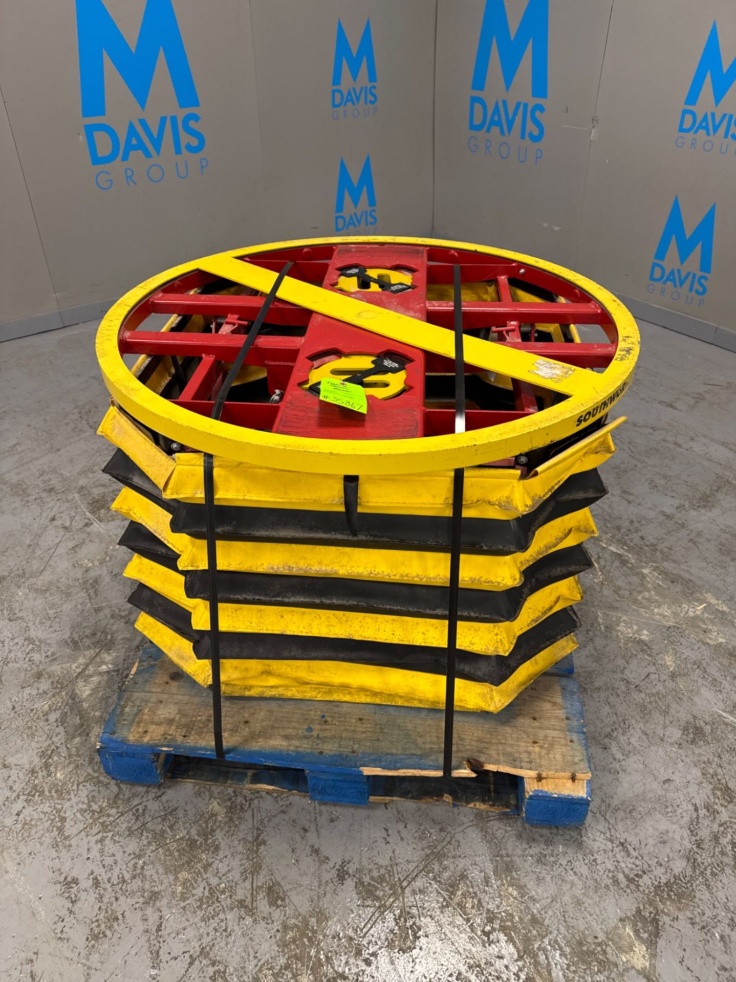 SOUTHWORTH 43 PALLET POSITIONER