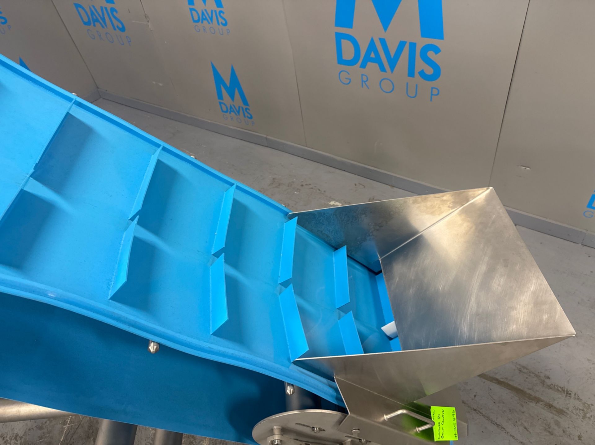 INCLINED S/S BELT CONVEYOR - Image 6 of 7