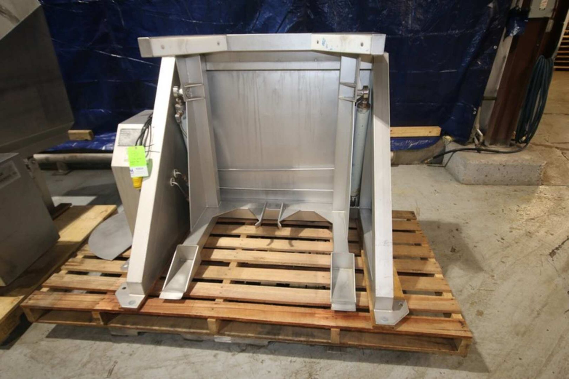 Inject Star S/S Unloading Lift, Model El-3, SN EL-3, SN 531 (INV #92816) (Located @ the MDG Auction