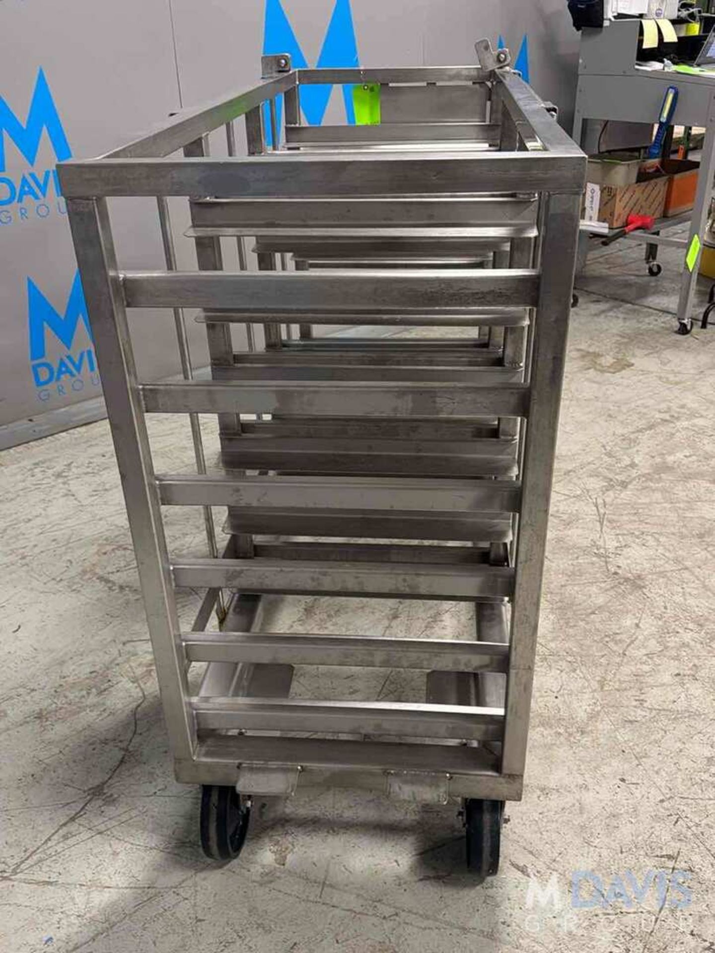 S/S PORTABLE RACK - Image 3 of 5