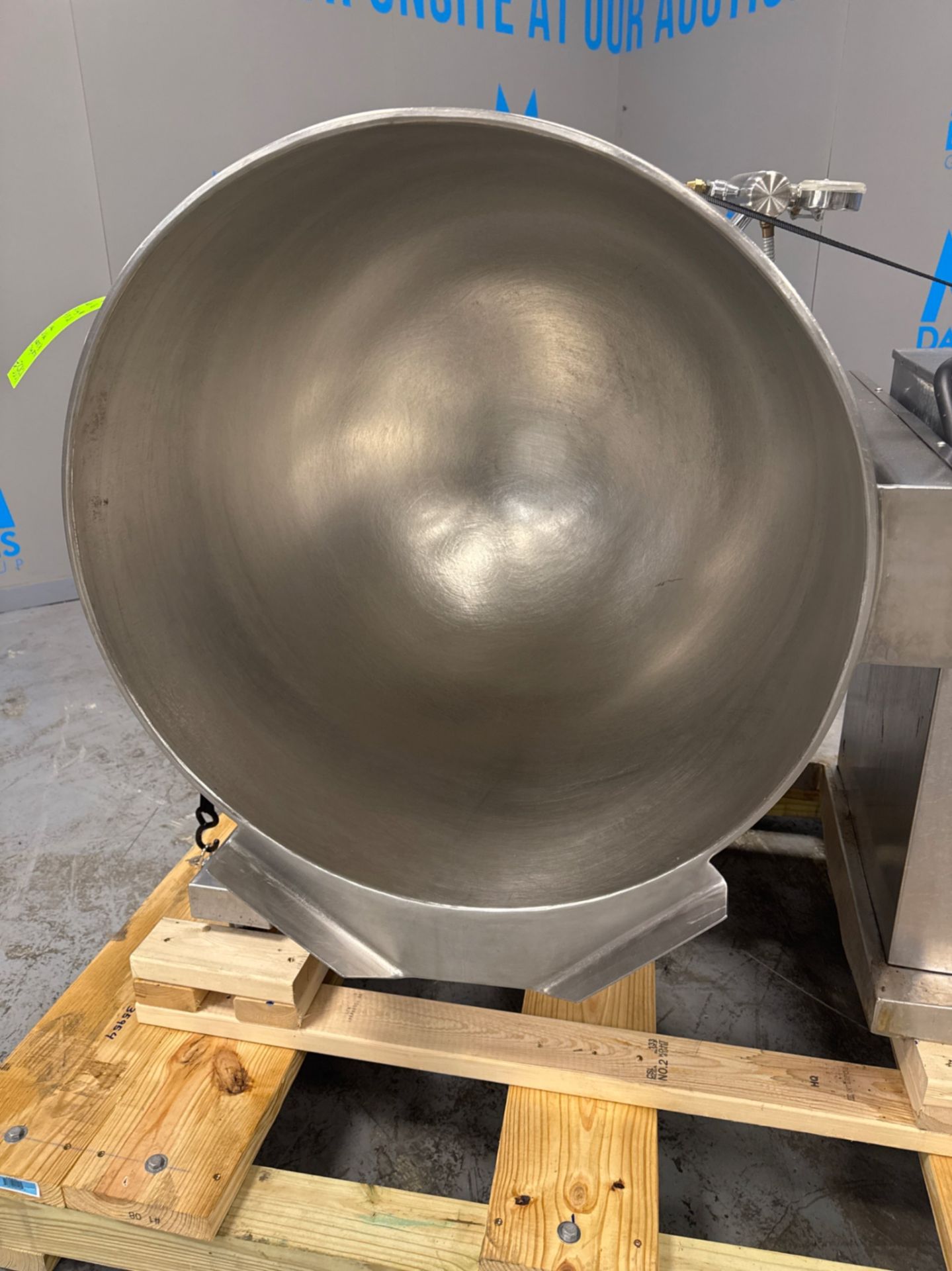 Groen 60 Gallon Jacketed S/S Tilting Kettle - Image 2 of 9