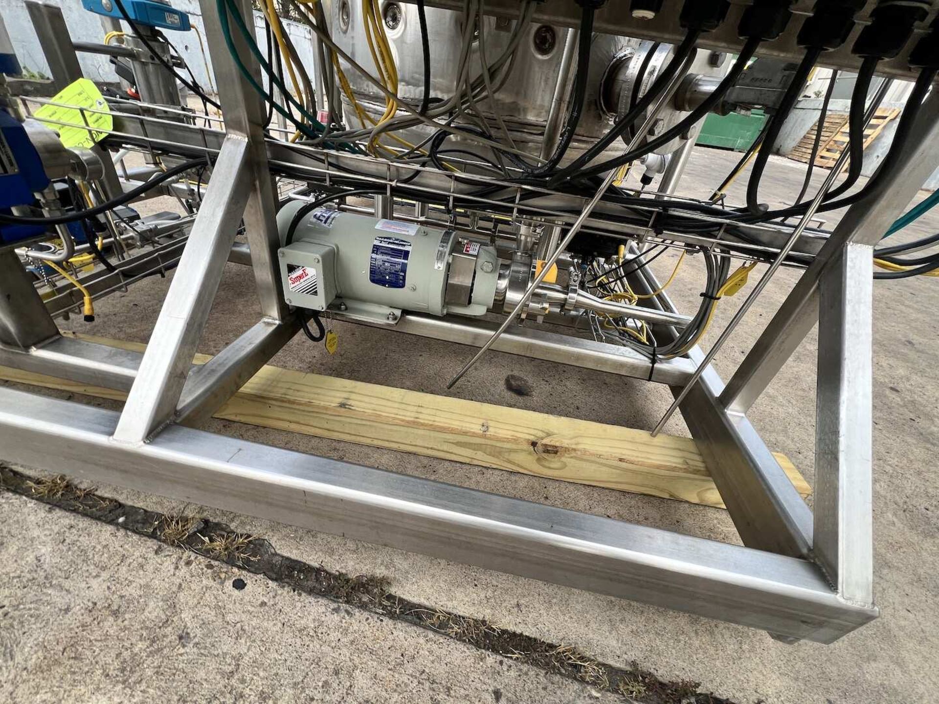 2010 S/S Reactor Skid System with (4) Buckeye Aprox. 200 Gal. Jacketed S/S Tanks - Image 22 of 23