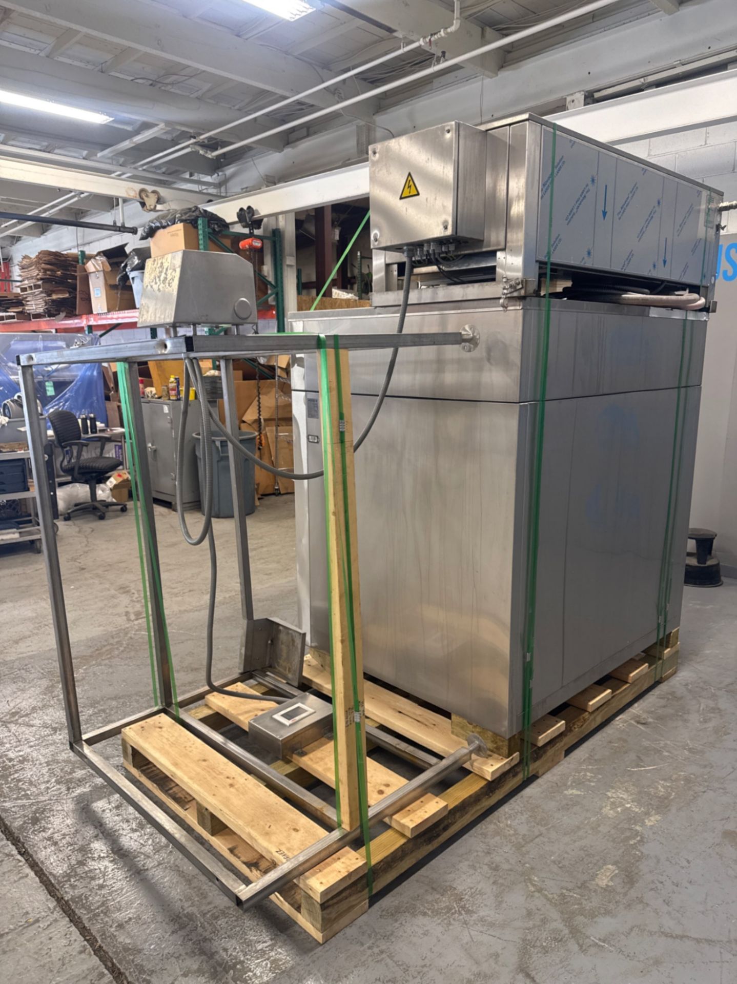 MAJA S/S HIGH CAPACITY FLAKE ICE MACHINE - Image 6 of 9