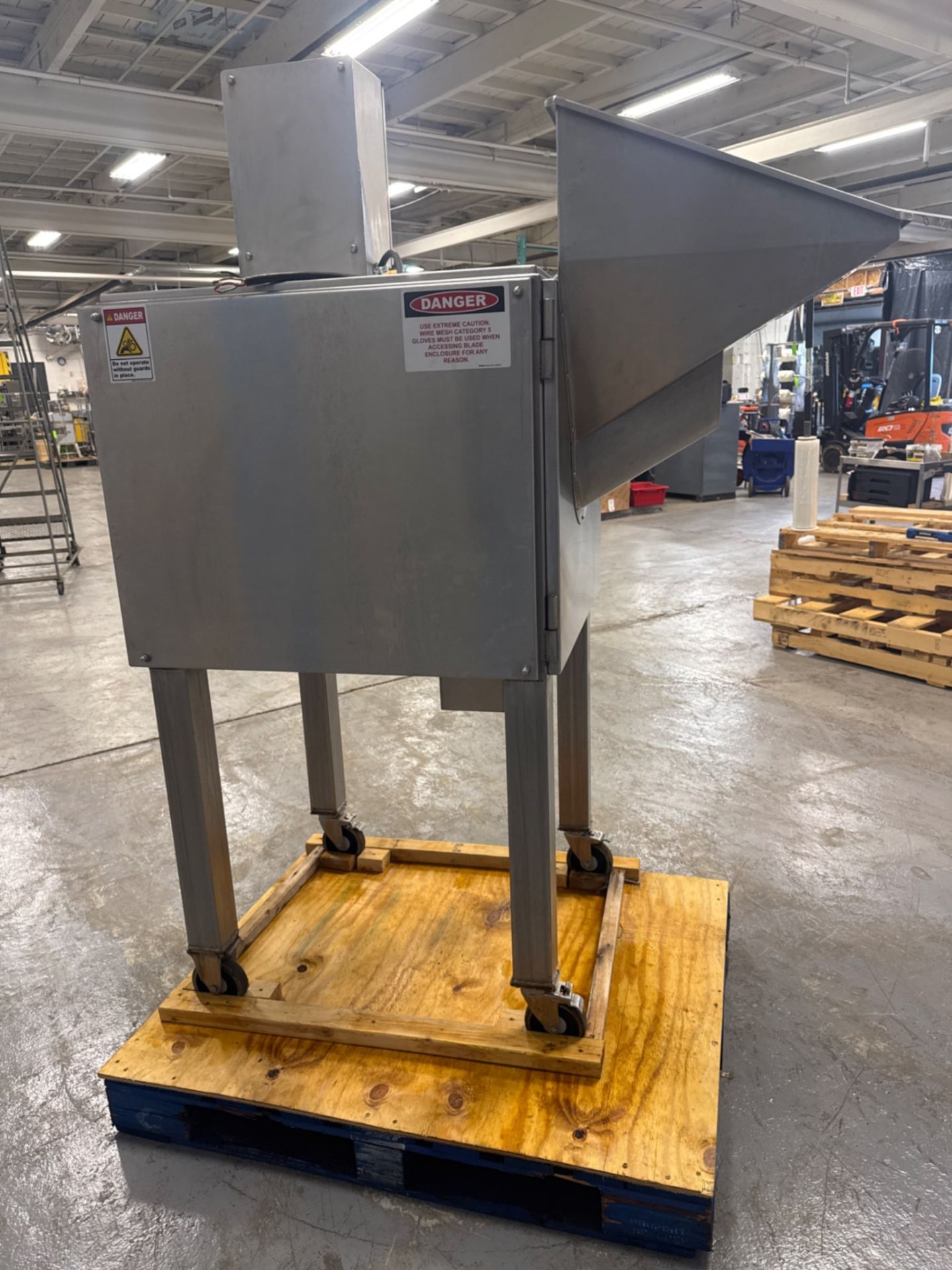 EILLERT VEGETABLE & FRUIT DICER - Image 3 of 9