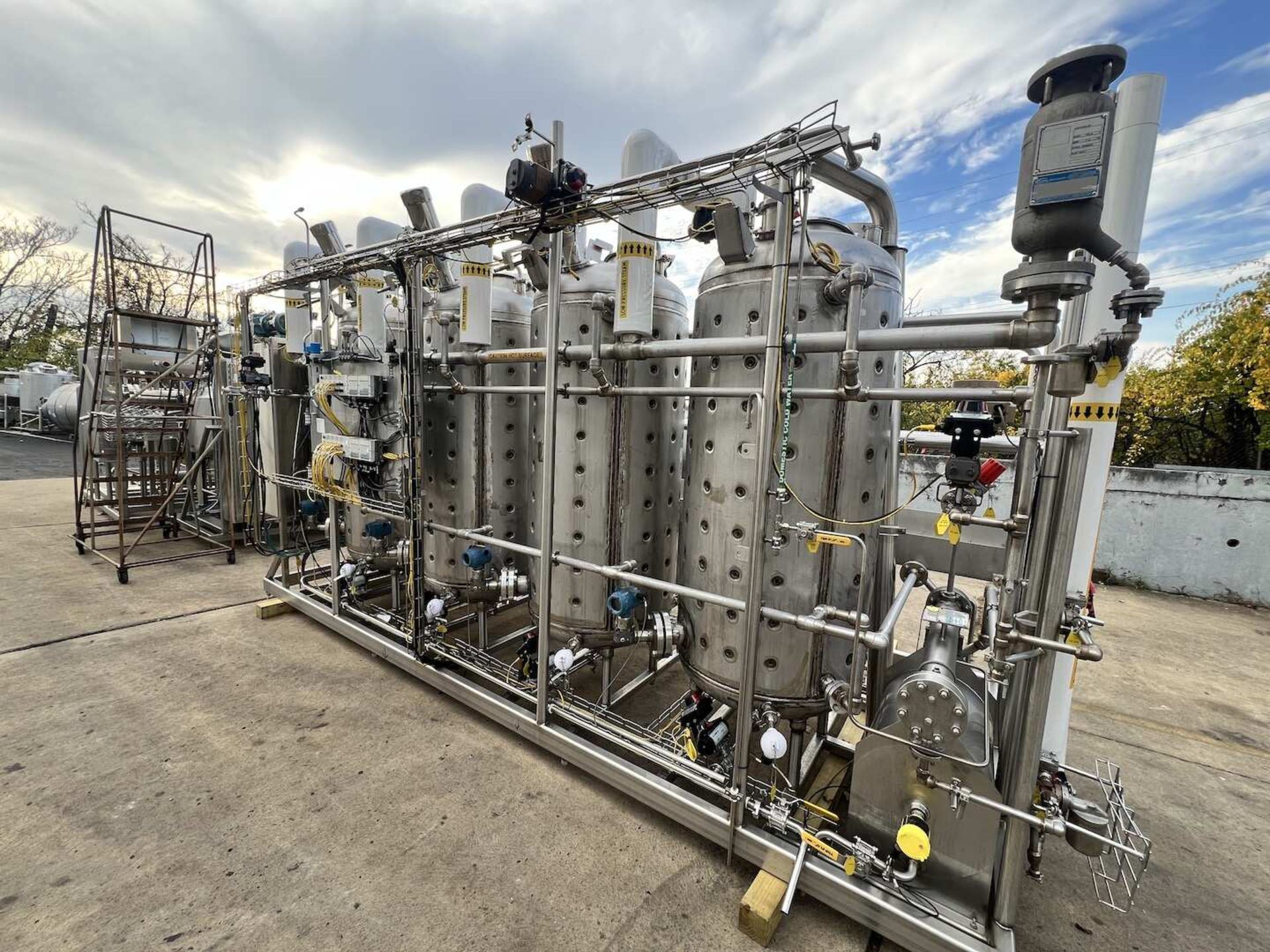 2010 S/S Reactor Skid System with (4) Buckeye Aprox. 200 Gal. Jacketed S/S Tanks