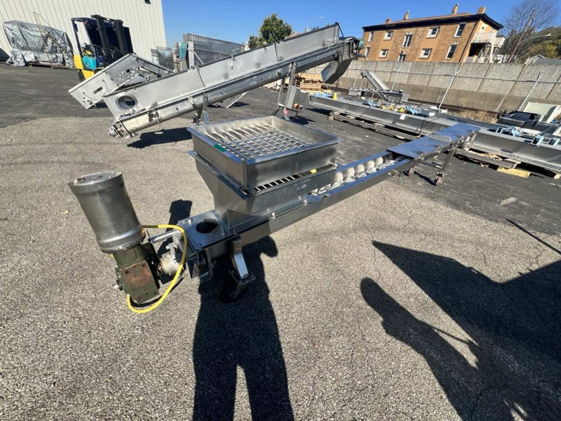 14 FT L PORTABLE INCLINED S/S AUGER CONVEYOR - Image 2 of 27