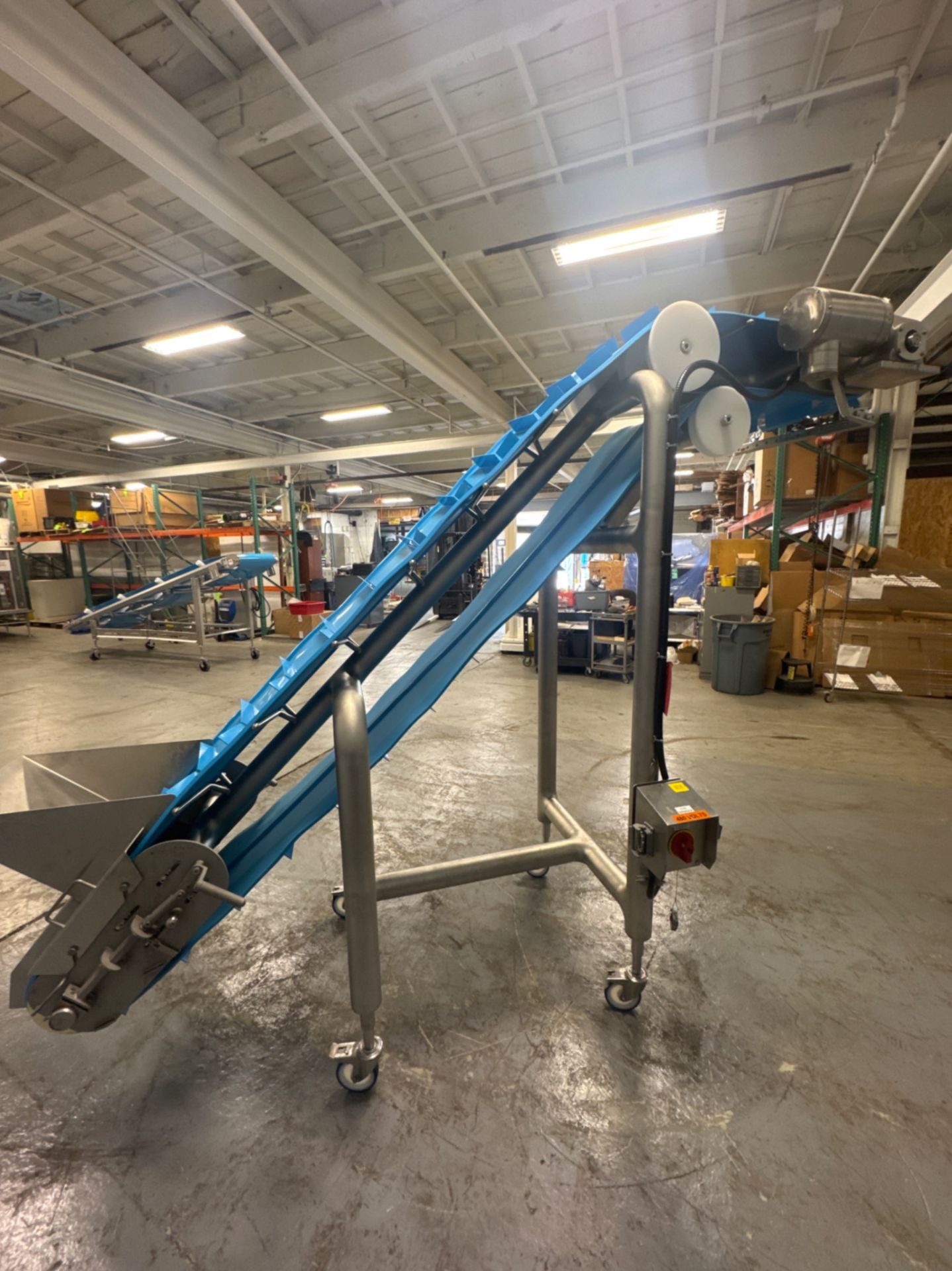 INCLINED S/S BELT CONVEYOR - Image 3 of 7