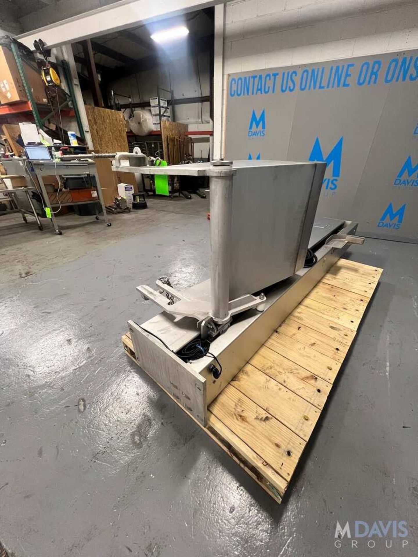 MEPACO S/S TOTE / BUGGY COLUMN LIFT / DUMP, MODEL CD1000, S/N 6594-6, 600 LB CAPACITY (INVENTORY # - Image 7 of 16