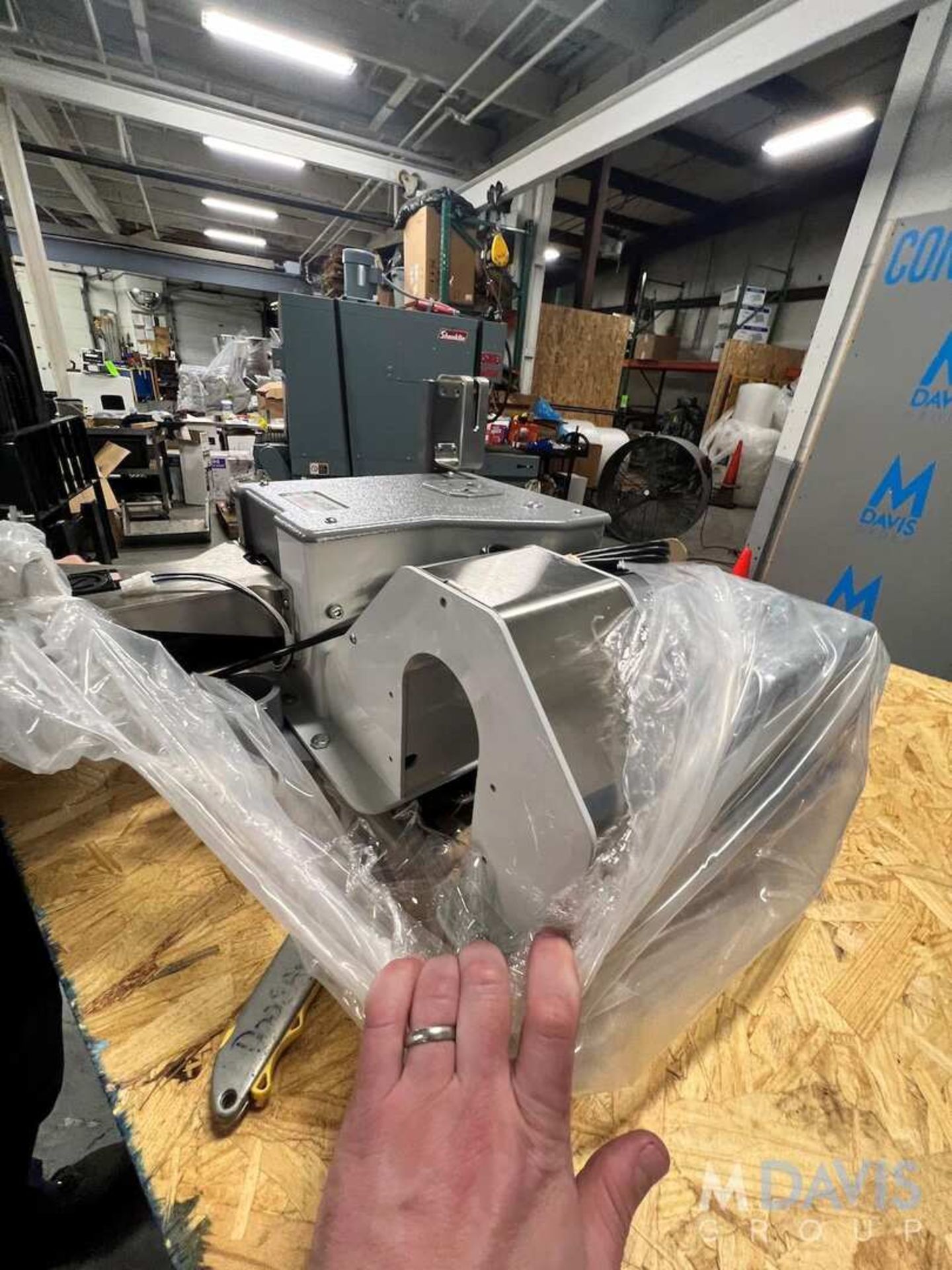 NEW KWIK LOK BAG TENSIONER / BAG CLOSER, MODEL 865, KWIK LOK BAG TENSIONER MODEL MR (INVENTORY # ) - Image 10 of 14