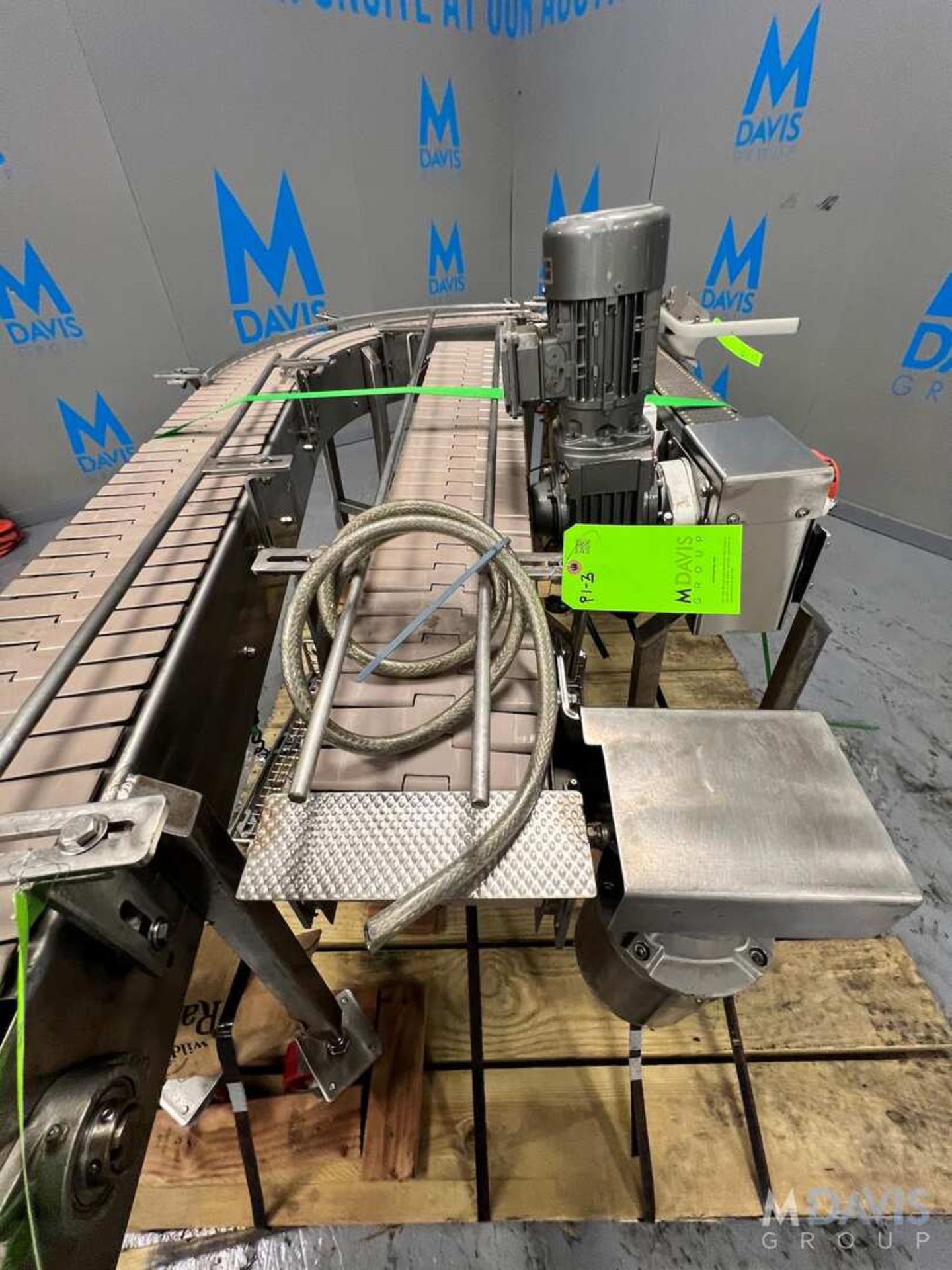 (3) SECTIONS OF CONVEYOR (2) STRAIGHT AND (1) 90 DEGREE, 90 DEGREE APPROX. 90 IN. LX 8 IN. W, STRAI - Image 8 of 25