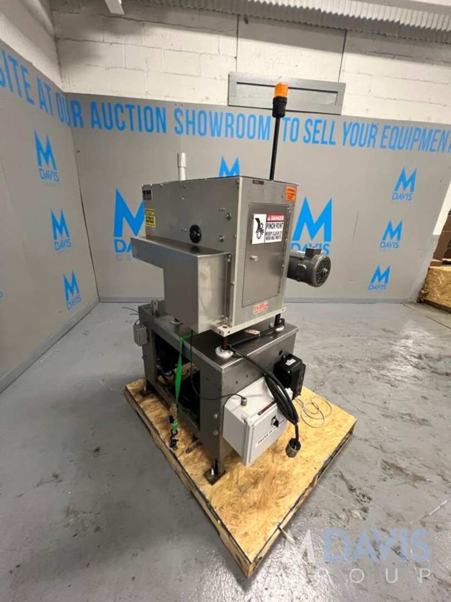 LAKSO COTTONER, MODEL 150, MACHINE NUMBER 162 (INVENTORY # ) (LOCATED @ MDG SHOWROOM - PITTSBURGH, - Image 7 of 13