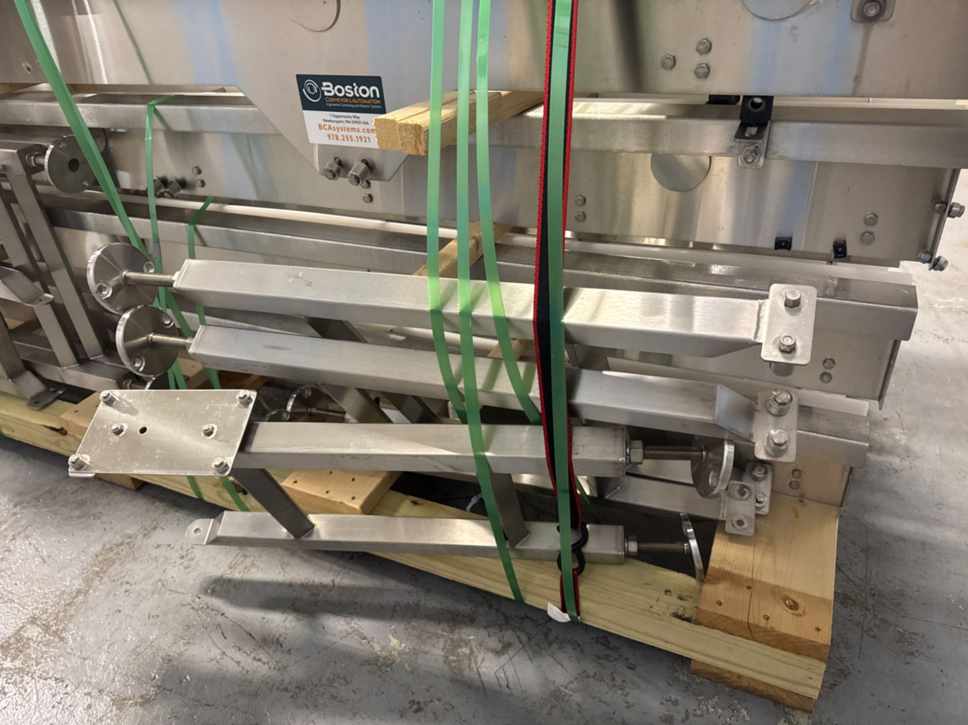 BOSTON S/S CONVEYOR SECTIONS WITH DRIVES - Image 8 of 10