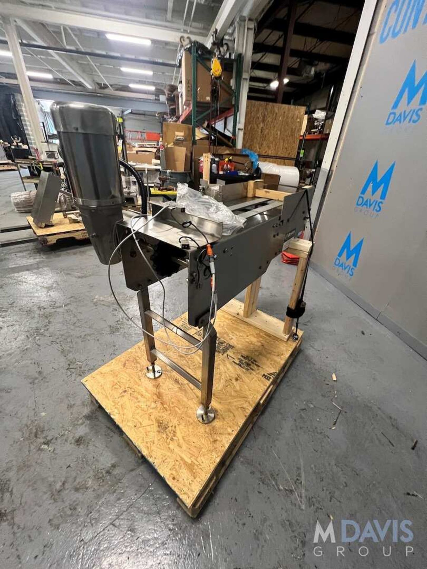 BOSTON CONVEYOR AND AUTOMATION CONVEYOR WITH PRODUCT PUSHER (REJECT STATION?), WESTINGHOUSE TECO ALL - Image 9 of 19