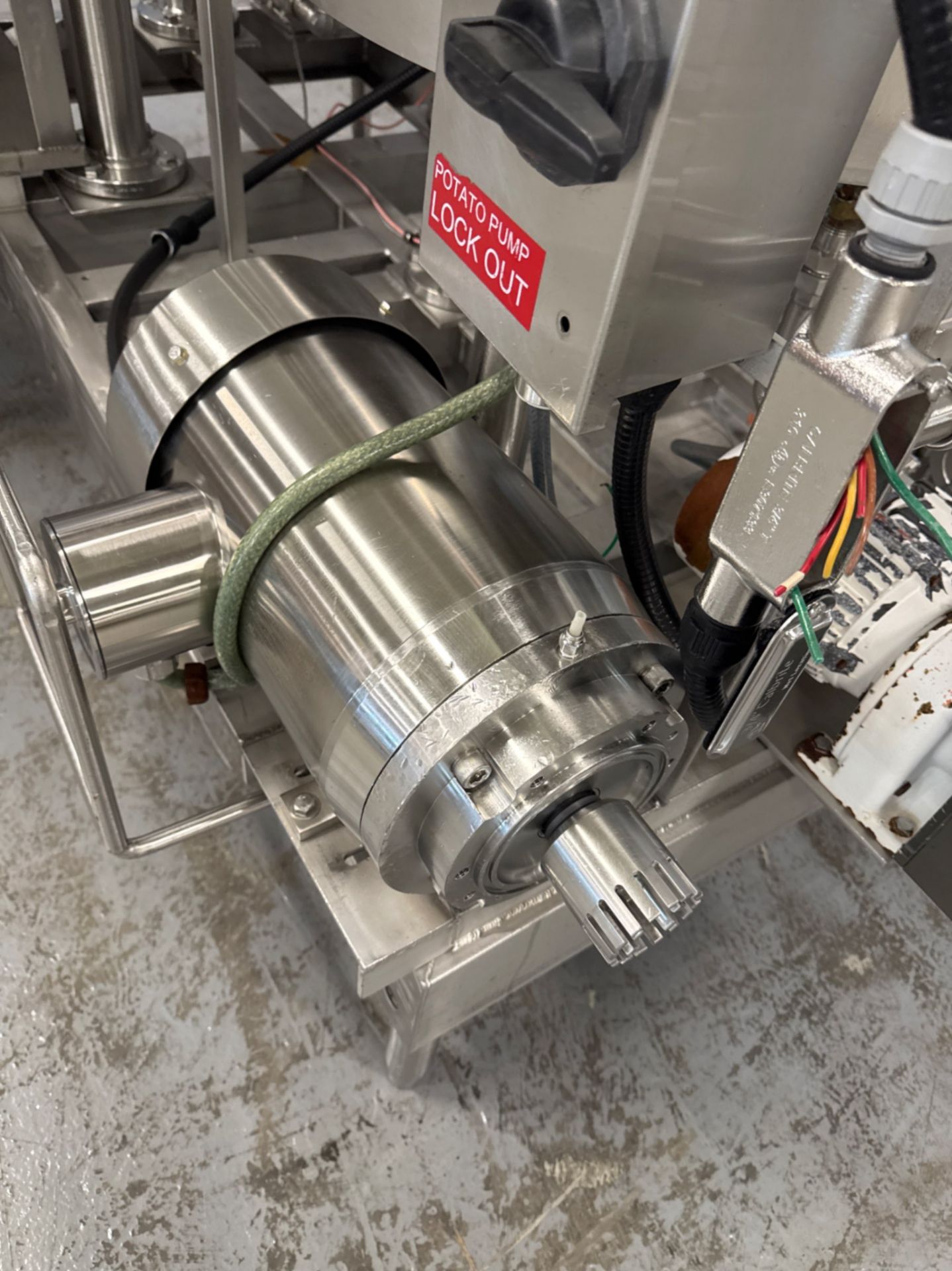 LEE 2 - TANK S/S MIXING SYSTEM ON SKID - Image 15 of 15