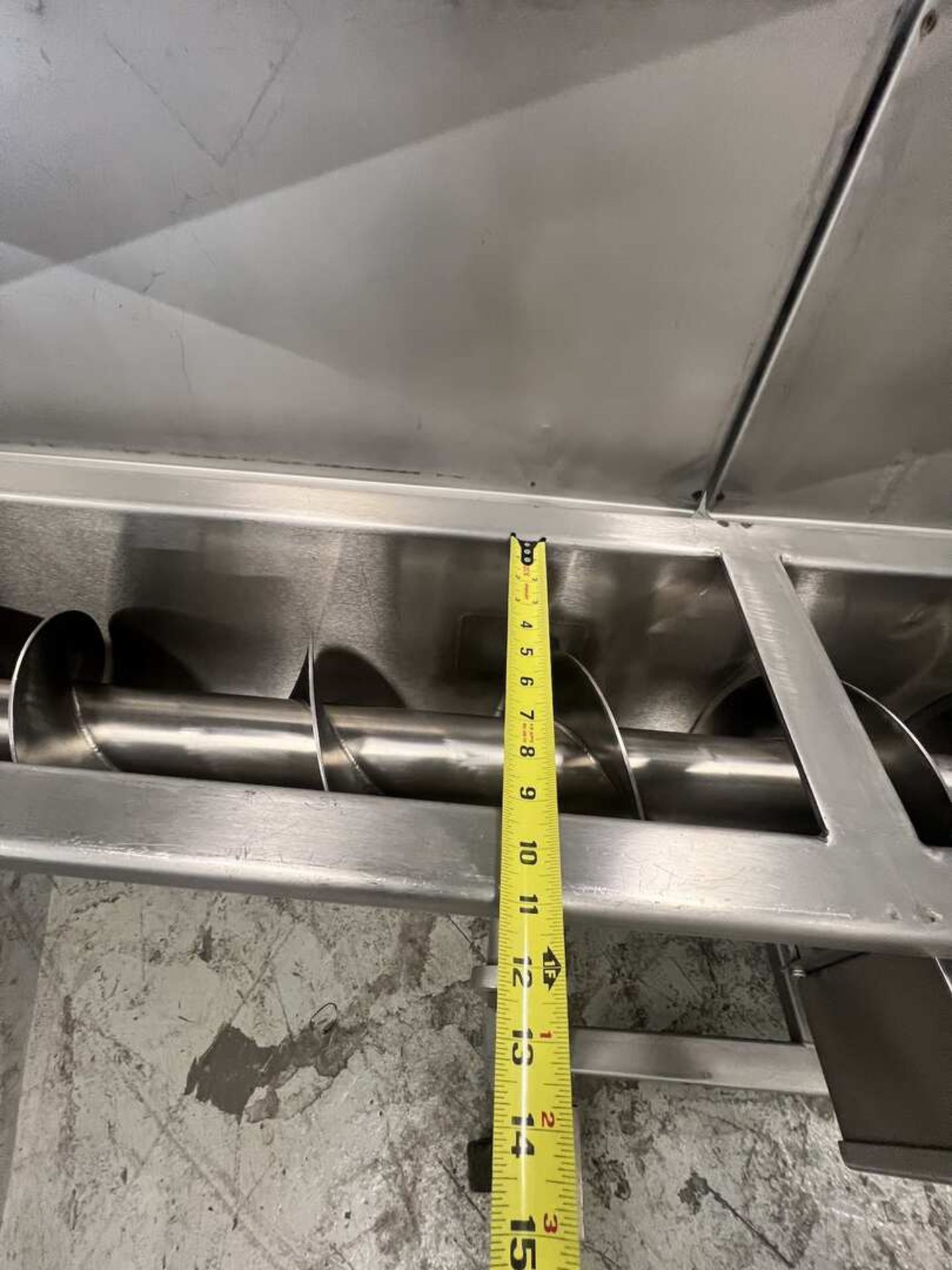 MTC 13 FT L PORTABLE INCLINED S/S AUGER CONVEYOR / HOPPER - Image 21 of 30