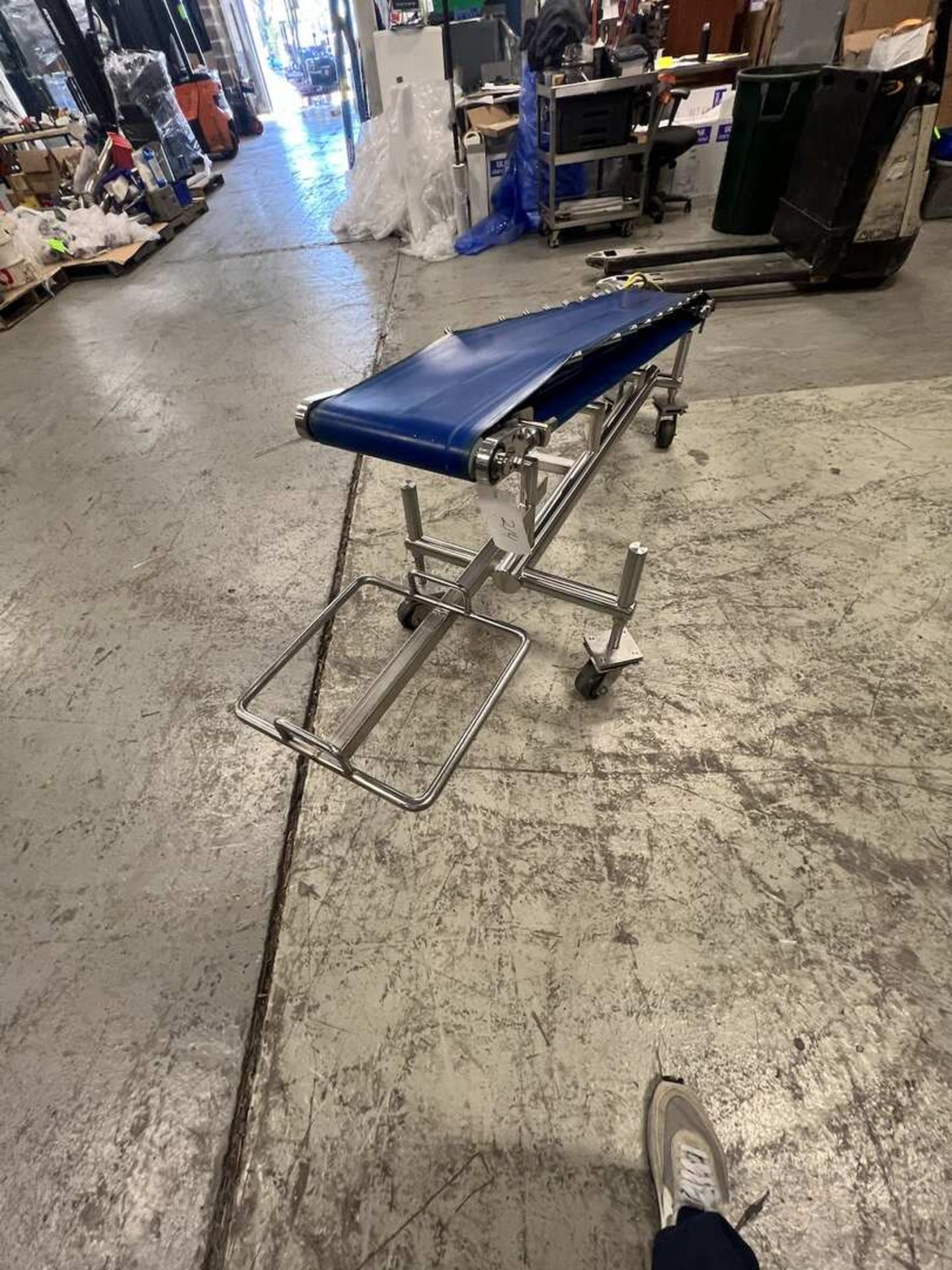 PORTABLE S/S INCLINE BAKERY CONVEYOR - Image 7 of 13