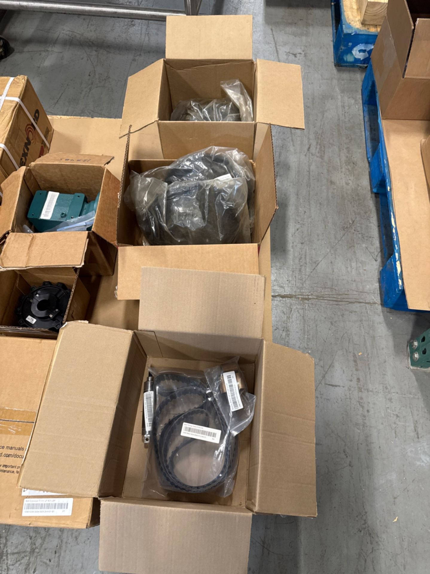 CASER PARTS (LINE #8) - Image 4 of 7