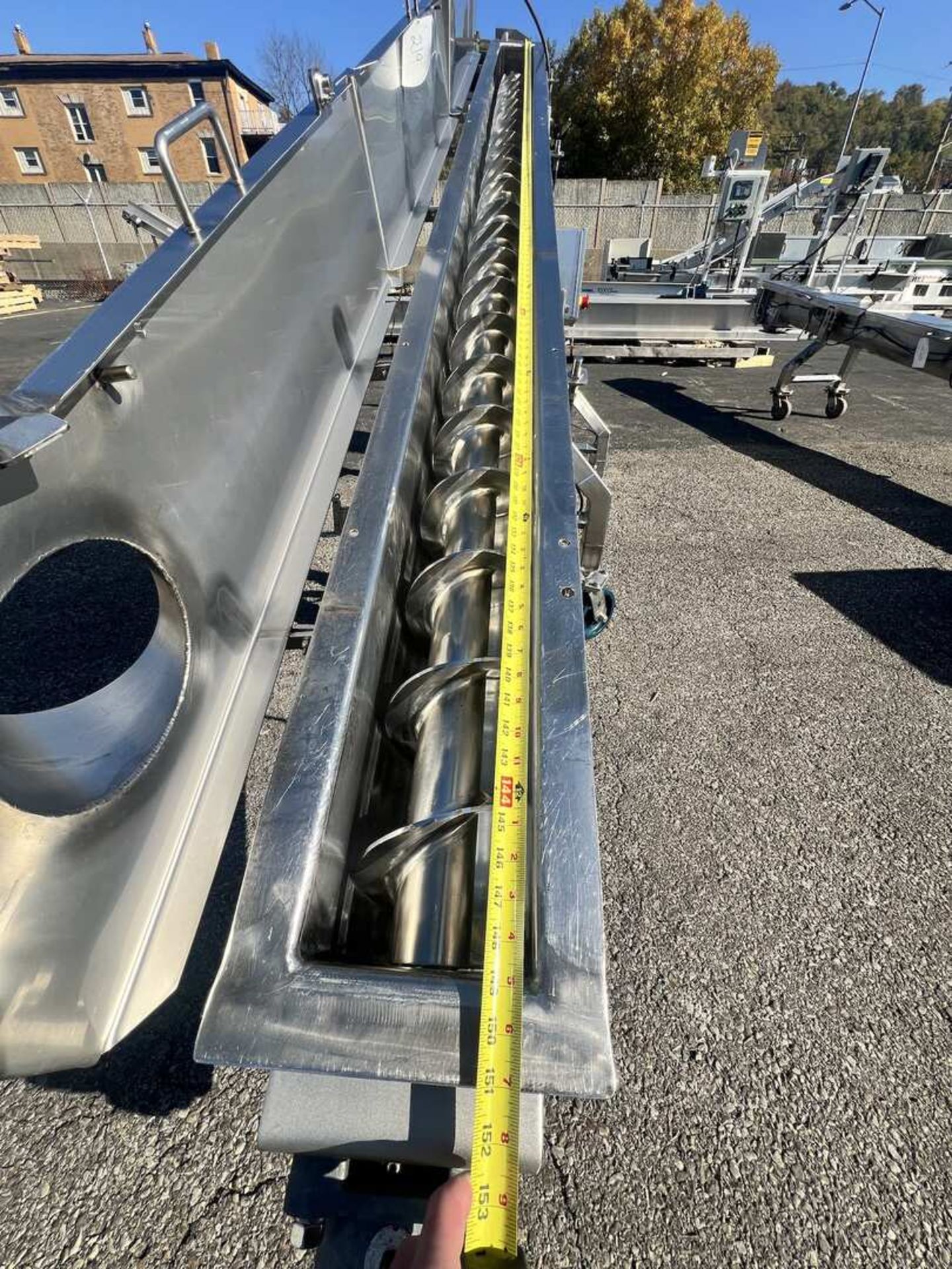 13 FT L PORTABLE INCLINED S/S AUGER CONVEYOR - Image 13 of 28