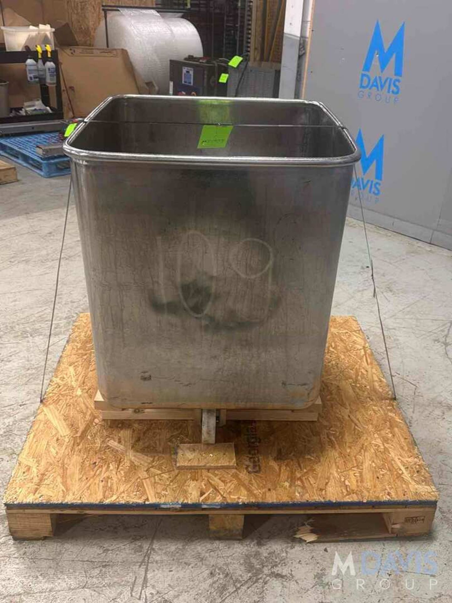 BMC BRIDGE S/S DUMP BUGGY - Image 5 of 7