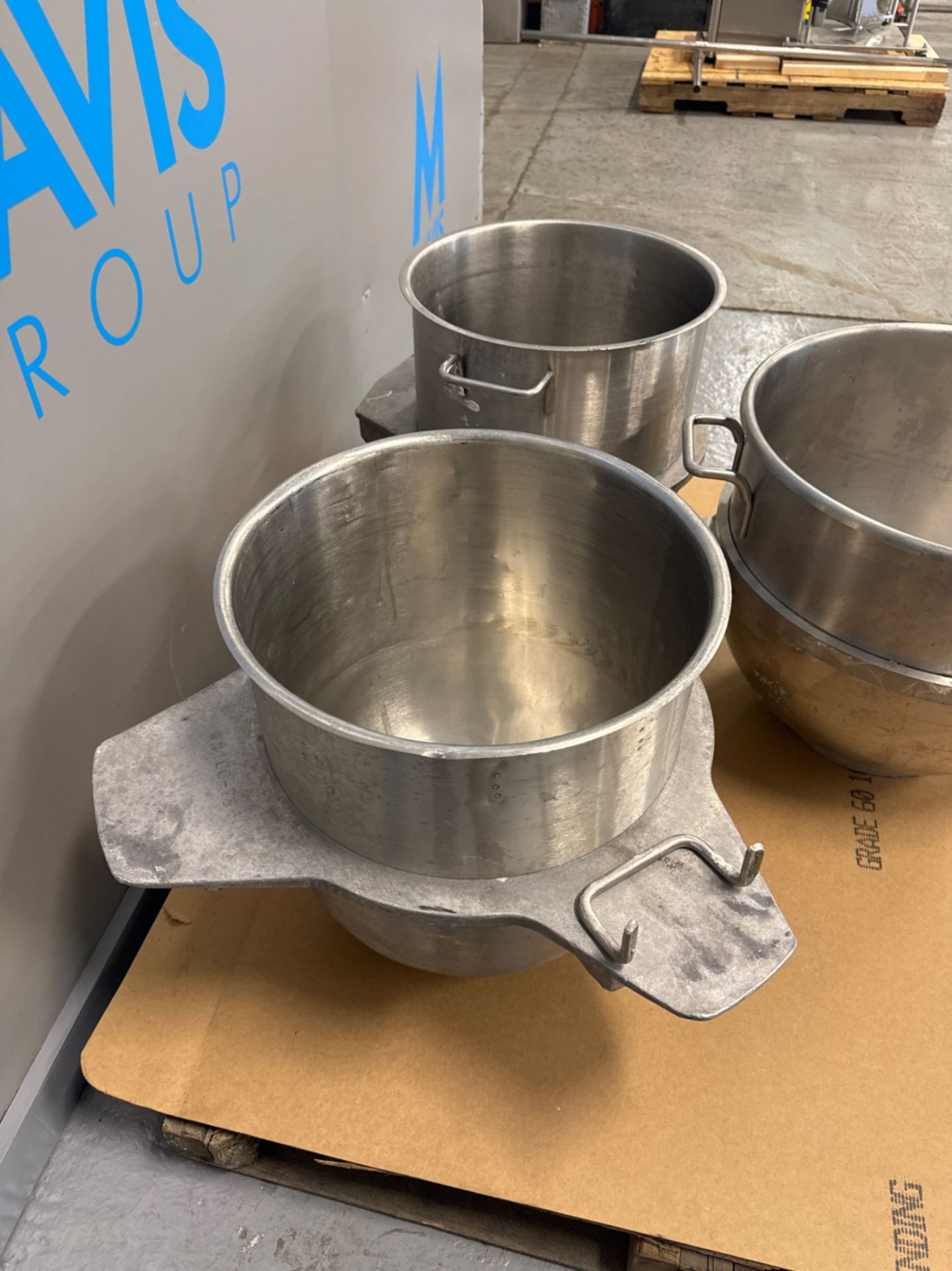 Lot of (3) S/S Mixing Bowls - Image 4 of 5