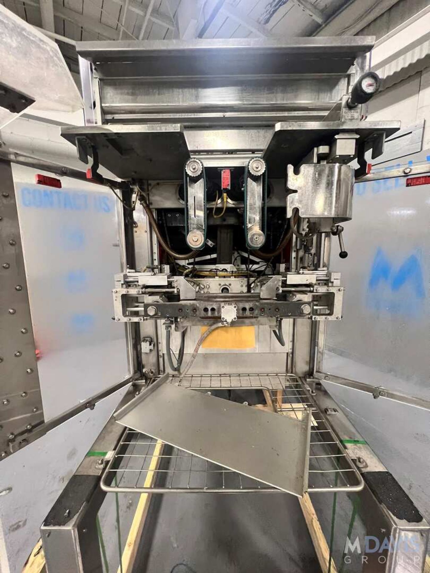 BARRY-WEHMILLER HAYSSEN SANDIACRE VERTICAL FORM FILL SEAL BAGGER, MODEL NOVUS 350, S/N (INVENTORY # - Image 9 of 11